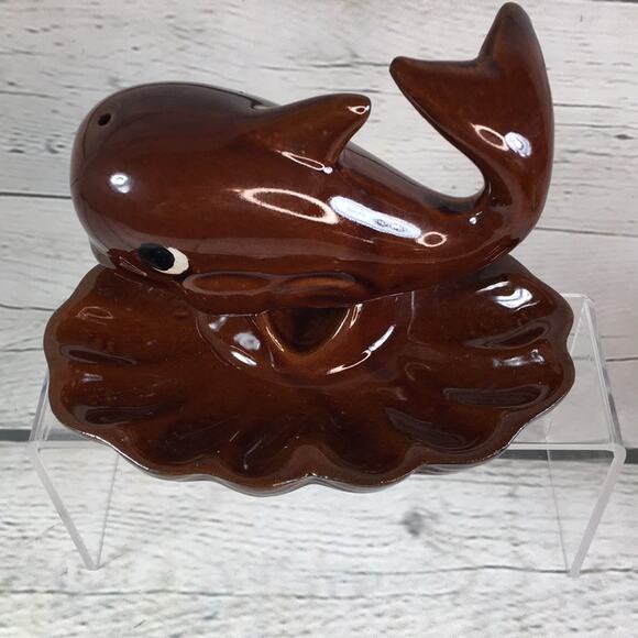 Vintage Novelty Whale Ashtray with Smoking Blowhole Incense‎ Burner Scrubby Hold - Picture 2 of 10